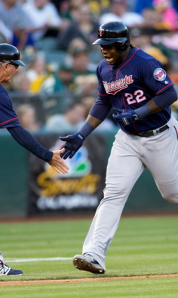 Rajai Davis' 2-run HR in 9th lifts A's past Twins, 5-4 (Jul 29, 2017)